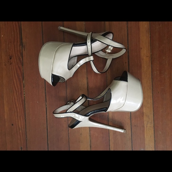 Beige & Black sexy leather heels - Picture 8 of 8